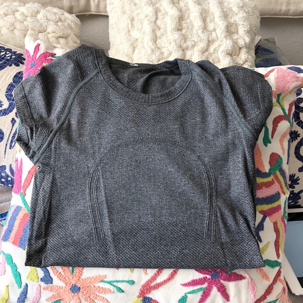 Lululemon short sleeve swiftly tech support shirt